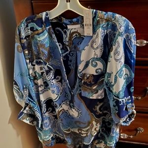 LG. Print 3/4 sleeve top. LG. New York and Company